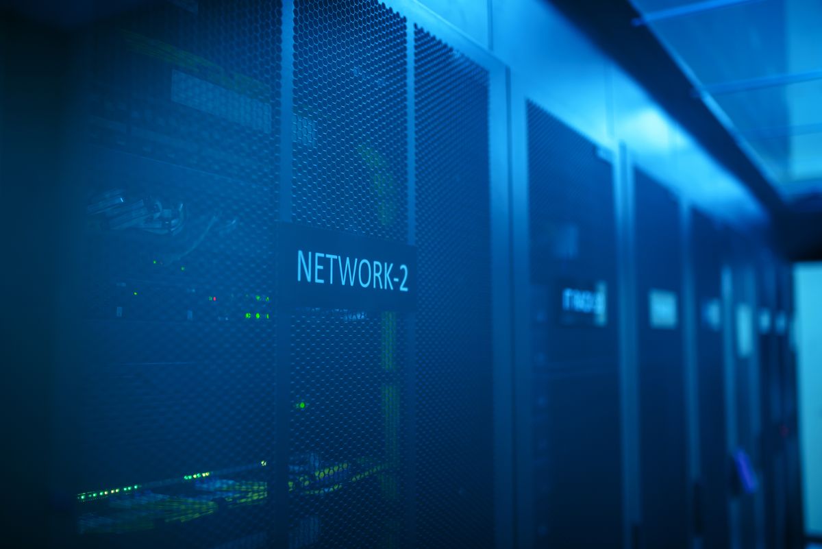 Rack réseau et câblage dans un local technique